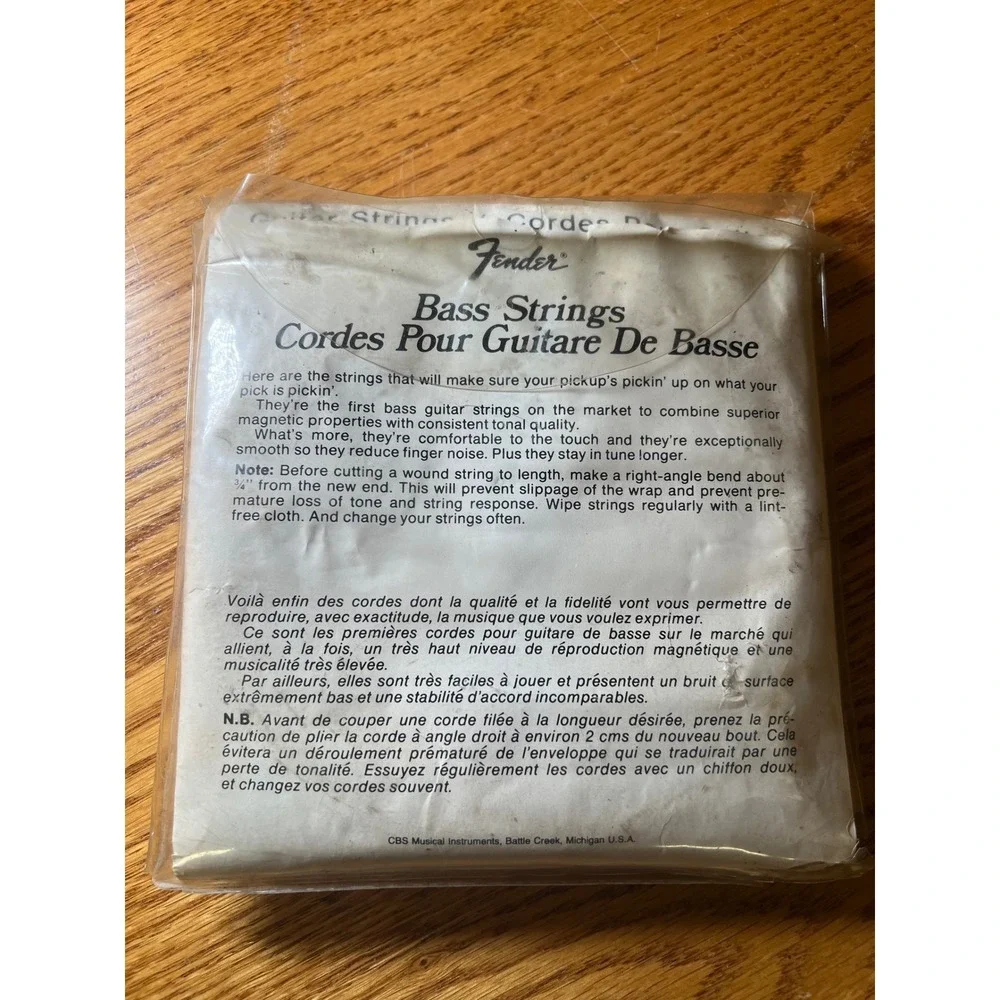 Vintage 1970s Fender F-80 Stainless Flatwire Bass Strings NOS CBS Era Light Gaug